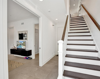381 E Cannery Row Circle - Photo Thumbnail 33