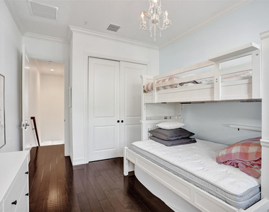 381 E Cannery Row Circle - Photo Thumbnail 24