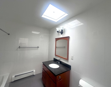 117-8 Curzon Road - Photo Thumbnail 5