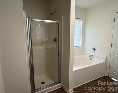 6319 Elliott Drive - Photo Thumbnail 16