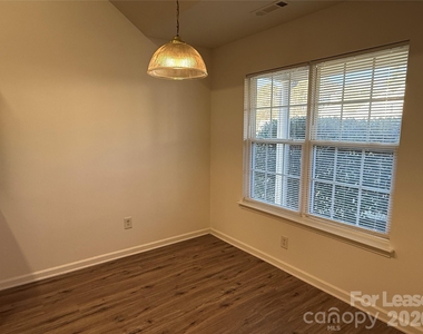 6319 Elliott Drive - Photo Thumbnail 3