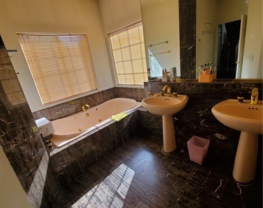 12944 Woodbridge Street - Photo Thumbnail 19
