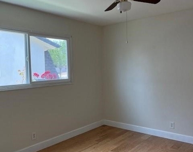 22648 Mobile - Photo Thumbnail 9