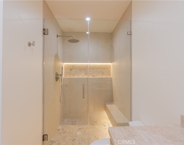 6144 Zelzah Avenue - Photo Thumbnail 43