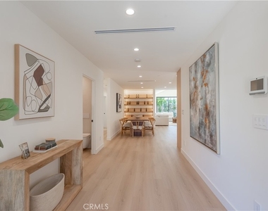 6144 Zelzah Avenue - Photo Thumbnail 3