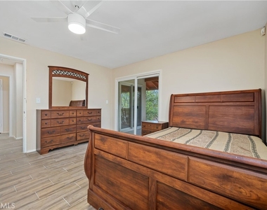 11760 Lasselle Street - Photo Thumbnail 25