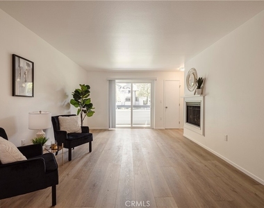 26941 Rainbow Glen Drive - Photo Thumbnail 12