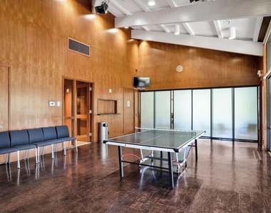 470 N Civic Dr - Photo Thumbnail 43