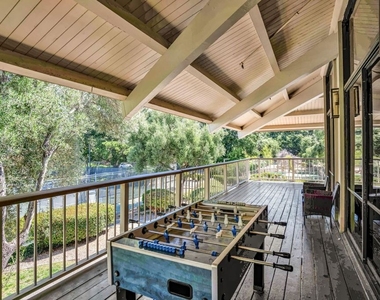 470 N Civic Dr - Photo Thumbnail 44