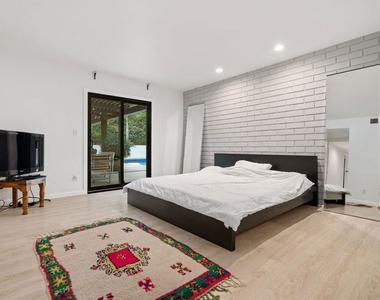 3135 Chandelle Road - Photo Thumbnail 19