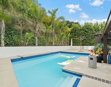 3135 Chandelle Road - Photo Thumbnail 23