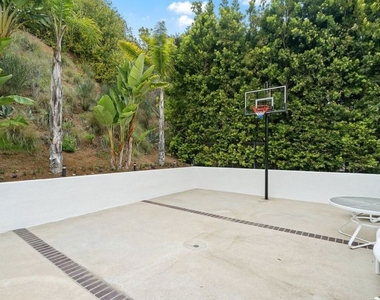 3135 Chandelle Road - Photo Thumbnail 25