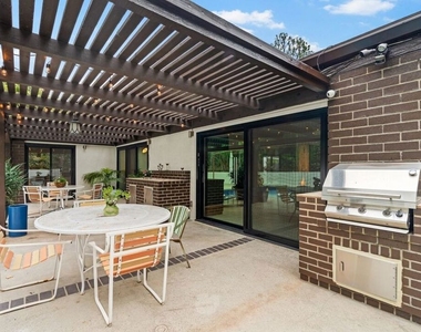 3135 Chandelle Road - Photo Thumbnail 22