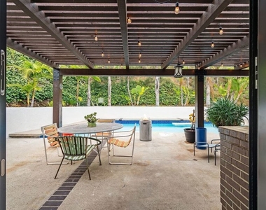 3135 Chandelle Road - Photo Thumbnail 10