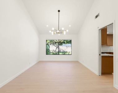 4933 Collett Avenue - Photo Thumbnail 18
