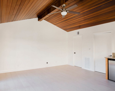 4933 Collett Avenue - Photo Thumbnail 48