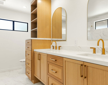 4933 Collett Avenue - Photo Thumbnail 14