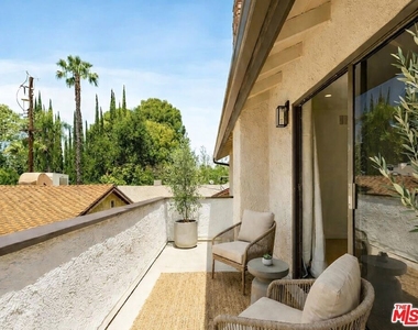 4933 Collett Avenue - Photo Thumbnail 12