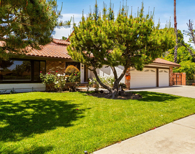 4933 Collett Avenue - Photo Thumbnail 50