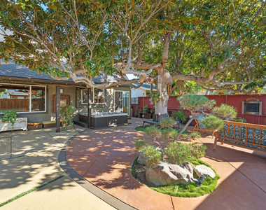 5008 Valley Ridge Avenue - Photo Thumbnail 4