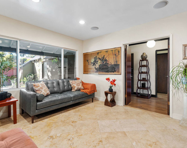 5008 Valley Ridge Avenue - Photo Thumbnail 7