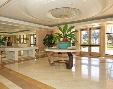 701 Ocean Avenue - Photo Thumbnail 3
