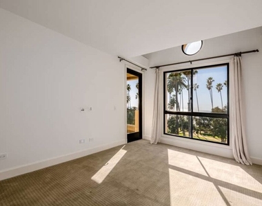 701 Ocean Avenue - Photo Thumbnail 10