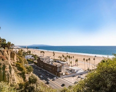 701 Ocean Avenue - Photo Thumbnail 26