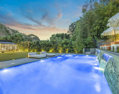 1833 Franklin Canyon Drive - Photo Thumbnail 26