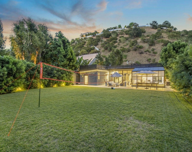 1833 Franklin Canyon Drive - Photo Thumbnail 2
