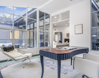 1833 Franklin Canyon Drive - Photo Thumbnail 20
