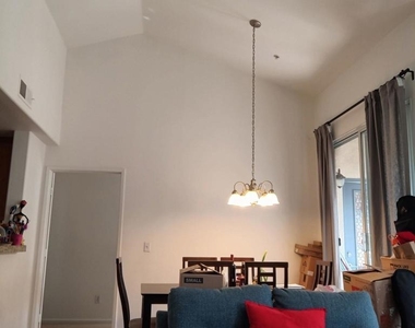 1338 Nicolette Avenue - Photo Thumbnail 3