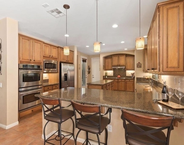 80591 Tangelo Court - Photo Thumbnail 5