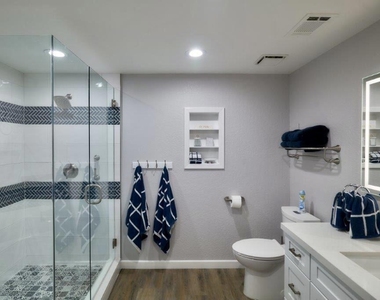25 Maximo Way - Photo Thumbnail 3