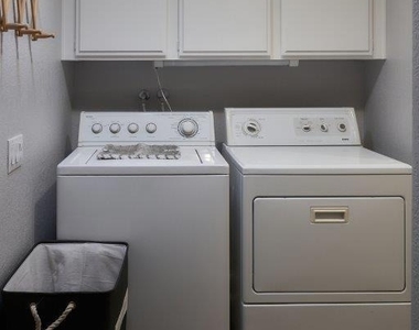25 Maximo Way - Photo Thumbnail 9