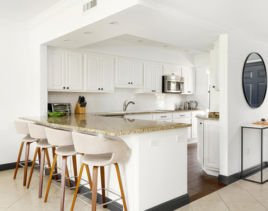 13254 Polo Club Road - Photo Thumbnail 12