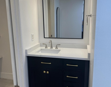12 Royal Palm Way - Photo Thumbnail 12