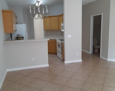 821 Pipers Cay Drive - Photo Thumbnail 3