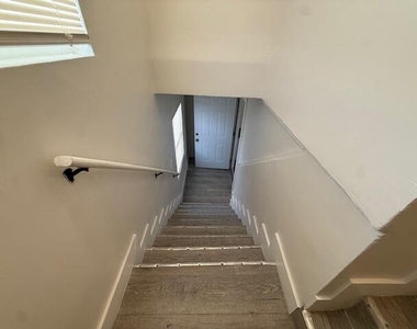 904 4th Street - Photo Thumbnail 46