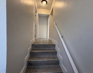 904 4th Street - Photo Thumbnail 41