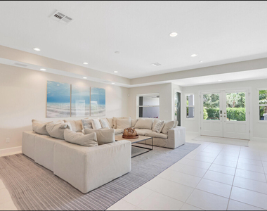 11 N River Road - Photo Thumbnail 6