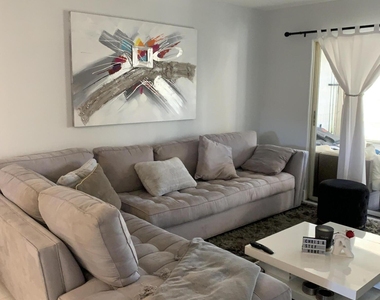 2500 Fiore Way - Photo Thumbnail 2