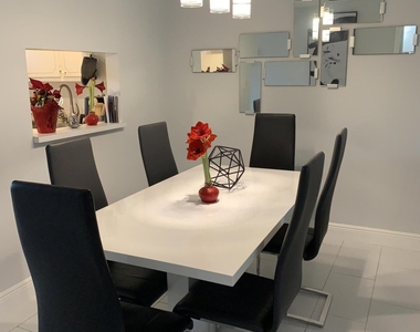 2500 Fiore Way - Photo Thumbnail 1