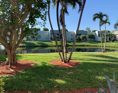 2500 Fiore Way - Photo Thumbnail 9
