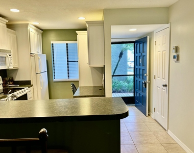 4801 Esedra Court - Photo Thumbnail 20