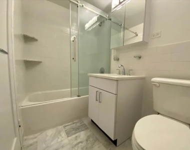 145 East 16th Street #5G - Photo Thumbnail 4