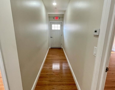 5 Brandreth Street - Photo Thumbnail 7