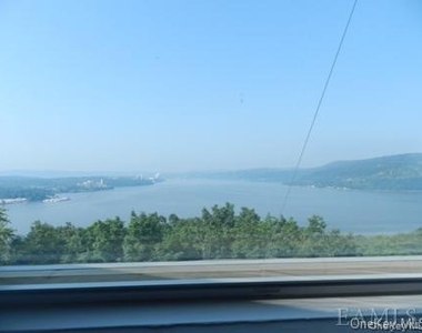 304 Chateau Rive Street - Photo Thumbnail 9