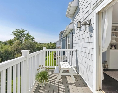 34 Village Green Drive - Photo Thumbnail 7