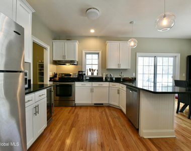 27 Horseshoe Drive - Photo Thumbnail 11